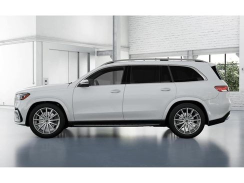 New 2026 Mercedes-Benz GLS 580 4MATIC image 32