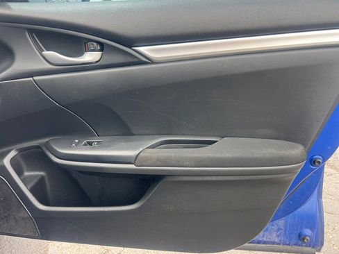 Used 2020 Honda Civic LX image 17