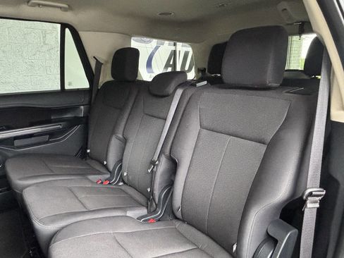 Used 2023 Ford Expedition XL AWD/4WD image 24