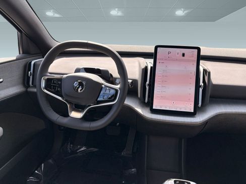 Certified 2025 Volvo EX30 Plus w/ Climate Package image 17