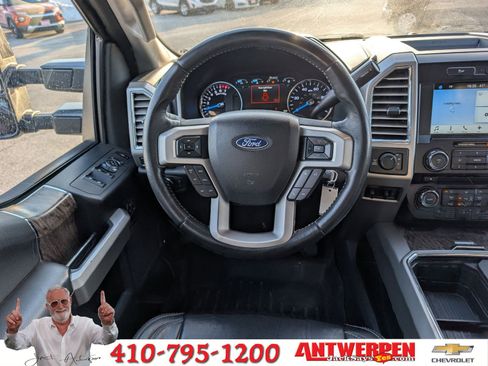 Used 2017 Ford F350 Lariat image 16