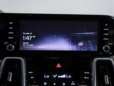 Used 2023 Kia Sorento EX w/ Panoramic Sunroof Package image 22