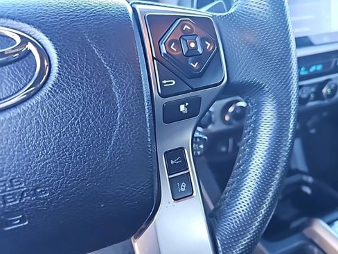 Used 2022 Toyota Tacoma Limited image 21
