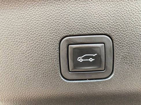 Certified 2024 GMC Yukon AT4 w/ Technology Package AWD/4WD image 34