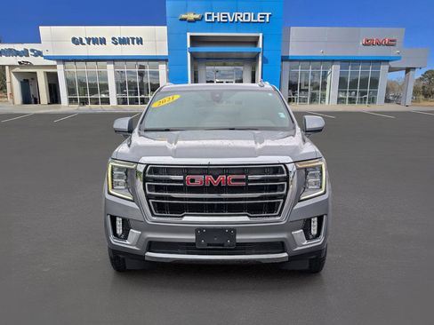 Used 2021 GMC Yukon SLT RWD image 2