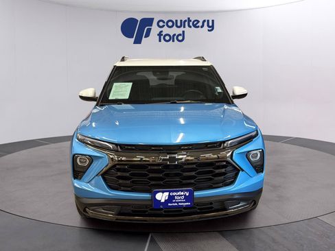 Used 2025 Chevrolet TrailBlazer ACTIV w/ Driver Confidence Package AWD/4WD image 2