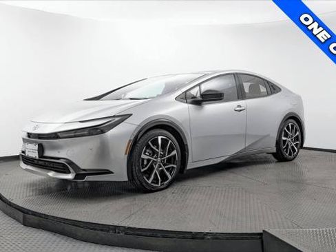 Used 2024 Toyota Prius Prime Premium w/ Advanced Technology Package FWD image 2