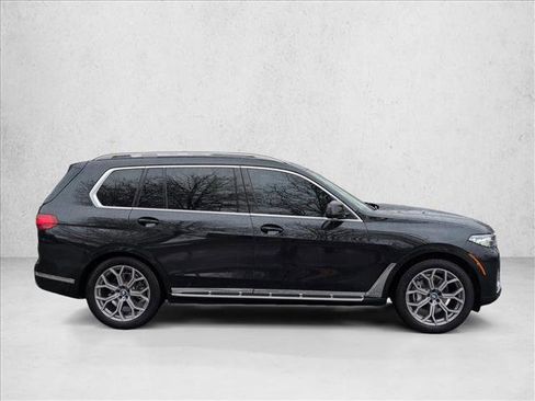 Used 2022 BMW X7 xDrive40i w/ Executive Package image 4