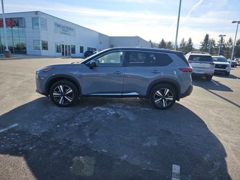 Certified 2023 Nissan Rogue SL w/ SL Premium Package image 4