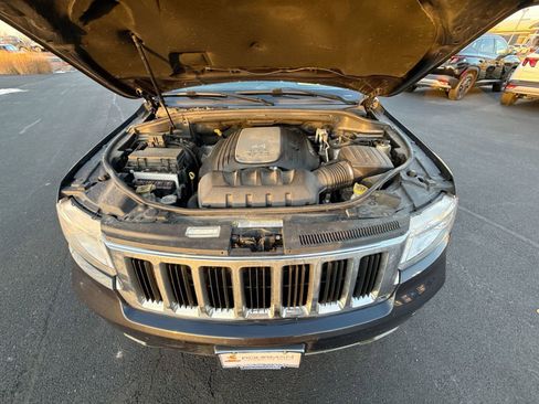 Used 2012 Jeep Grand Cherokee Overland w/ Mopar Chrome Edition Group image 27