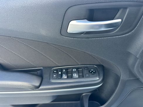 Used 2020 Dodge Charger Scat Pack image 12