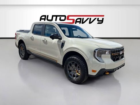 Used 2025 Ford Maverick Tremor image 1