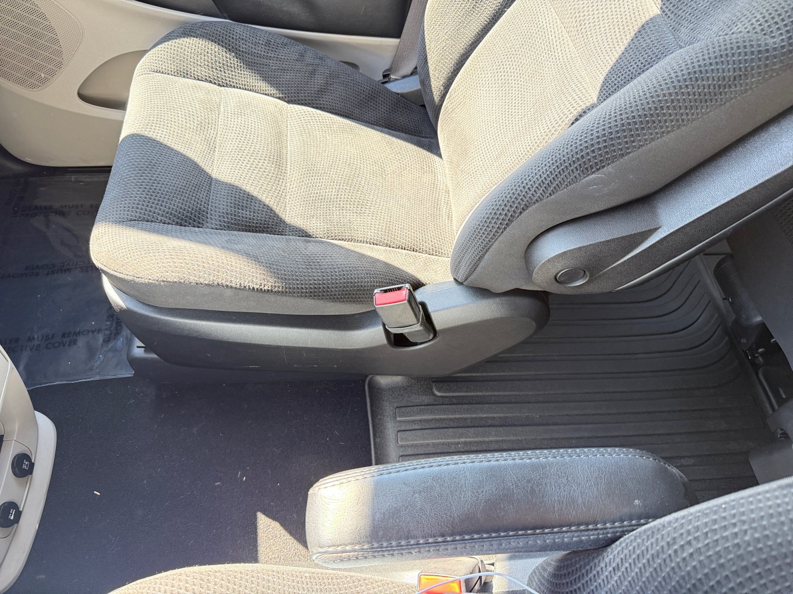 Used 2019 Dodge Grand Caravan SE w/ UConnect Hands-Free Group FWD image 14
