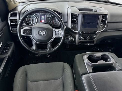 Used 2020 RAM 1500 Big Horn AWD/4WD image 3