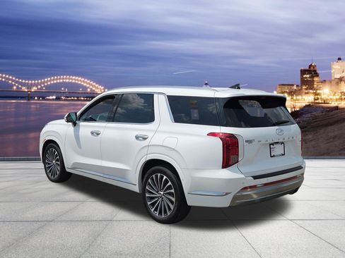 Certified 2025 Hyundai Palisade Calligraphy AWD/4WD image 3