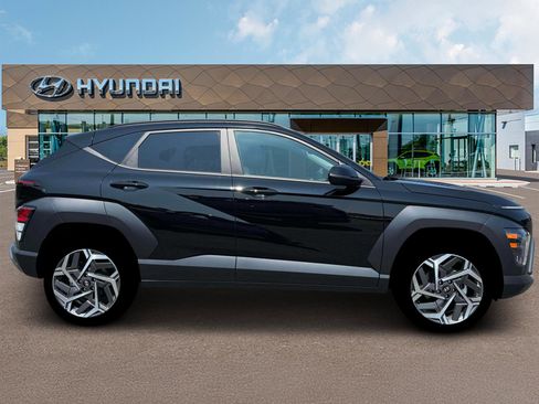 New 2026 Hyundai Kona SEL Premium image 9