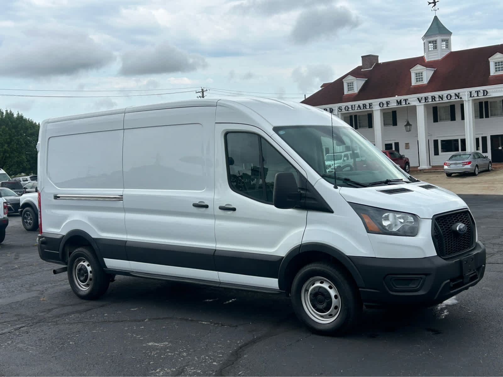 Used 2024 Ford Transit 250 148 Medium Roof w/ Load Area Protection Package RWD image 3