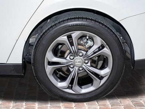 Used 2023 Honda Accord EX image 40