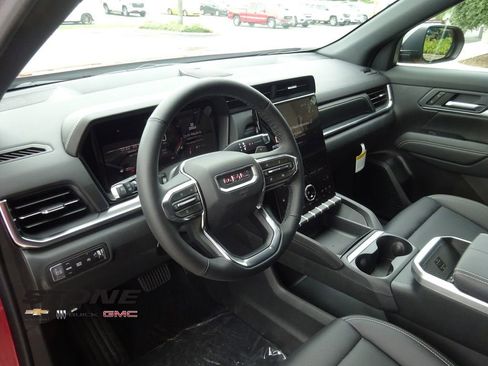 New 2026 GMC Terrain Elevation w/ Elevation Premium Package FWD image 12