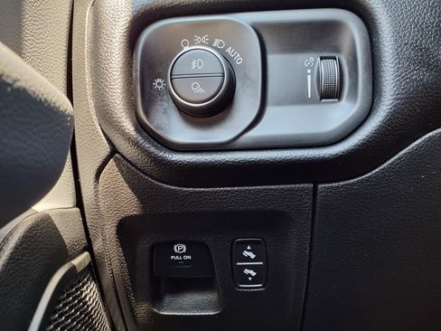 Certified 2021 RAM 1500 Big Horn RWD image 18