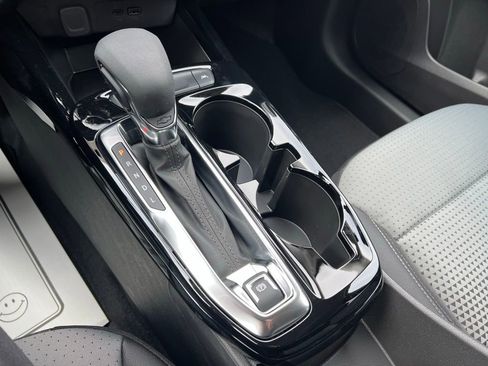 New 2026 Chevrolet Trax LT w/ LT Convenience Package FWD image 36