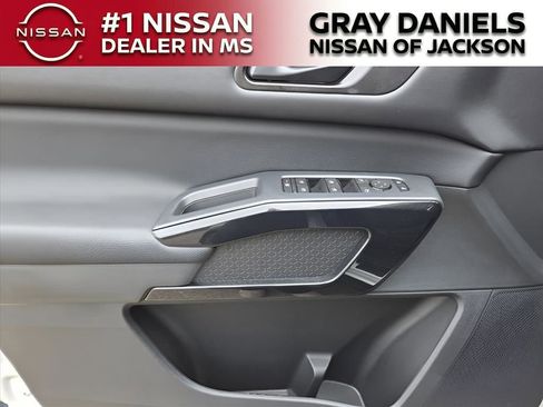 New 2026 Nissan Pathfinder SV image 23