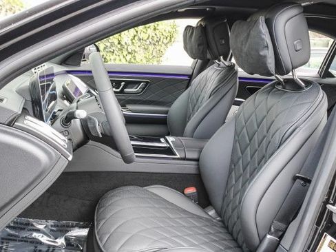 New 2025 Mercedes-Benz S 580 4MATIC Sedan image 17
