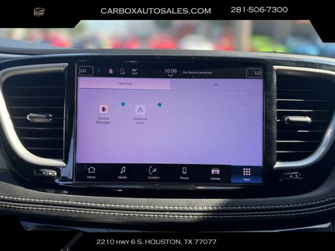Used 2021 Chrysler Pacifica Touring w/ S Appearance Package FWD image 14