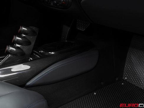 Used 2019 Ferrari 488 Pista Coupe RWD image 45