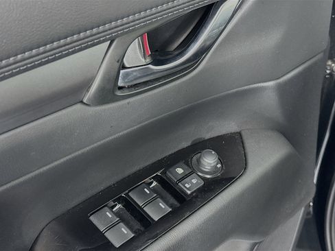 Used 2023 MAZDA CX-5 AWD 2.5 S w/ Preferred Package image 17