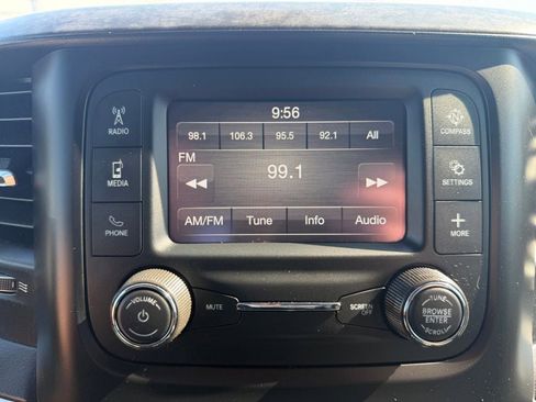 Used 2022 RAM 1500 Big Horn AWD/4WD image 24