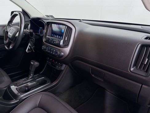 Used 2017 GMC Canyon SLE w/ All Terrain Package image 28