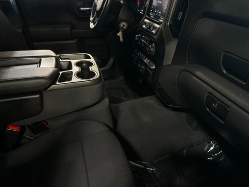 Used 2021 Chevrolet Silverado 1500 Custom image 16