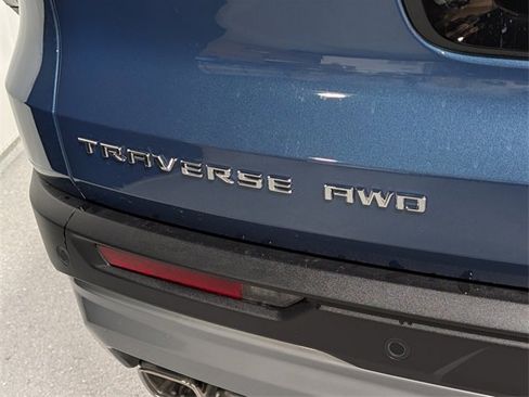New 2026 Chevrolet Traverse LT image 5