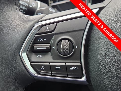 Used 2025 Acura RDX SH-AWD image 21