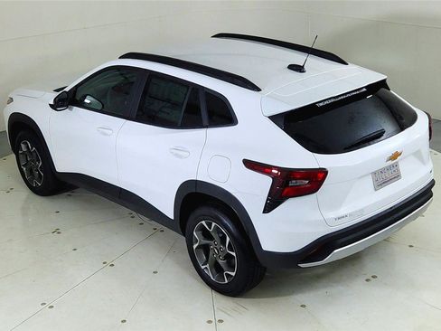 New 2026 Chevrolet Trax LT image 20