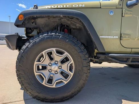 Used 2013 Jeep Wrangler Rubicon w/ Connectivity Group AWD/4WD image 11