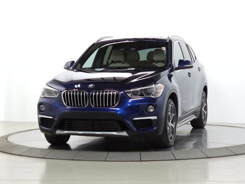 Used 2017 BMW X1 xDrive28i AWD/4WD image 3