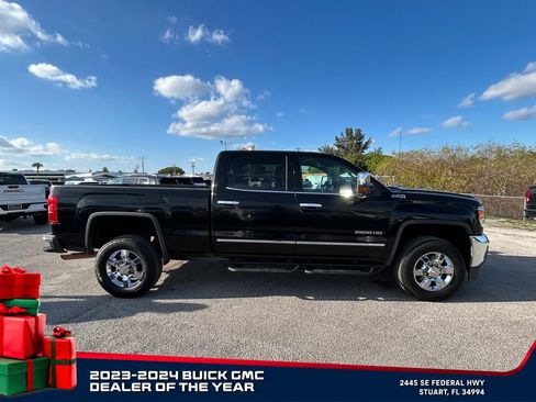 Used 2018 GMC Sierra 2500 SLT w/ Snow Plow Prep Package image 8