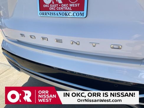 Used 2022 Kia Sorento SX image 10