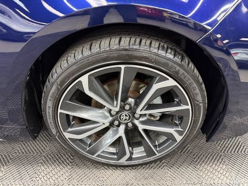 Used 2020 Toyota Corolla SE w/ SE Premium Package FWD image 18