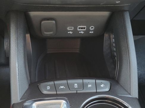 Used 2022 Chevrolet TrailBlazer RS FWD image 22