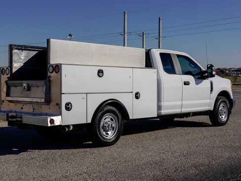 Used 2017 Ford F350 XL image 7