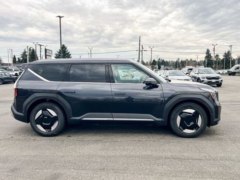 New 2026 Kia EV9 Wind AWD/4WD image 6