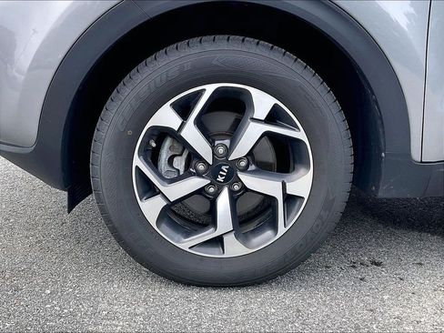 Used 2022 Kia Sportage LX AWD/4WD image 7