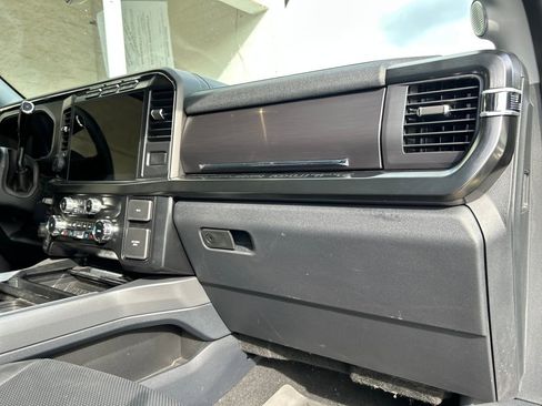 Used 2024 Ford F250 Lariat w/ Lariat Ultimate Package image 15