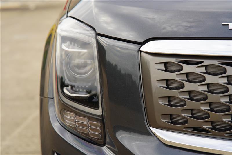 Used 2020 Kia Telluride LX AWD/4WD image 22