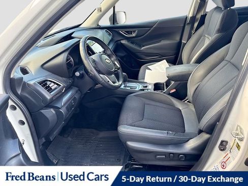 Used 2019 Subaru Forester Premium w/ All-Weather Package AWD/4WD image 12