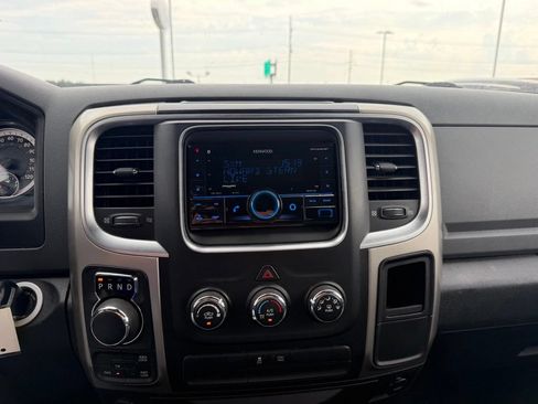 Used 2014 RAM 1500 Classic SLT AWD/4WD image 13