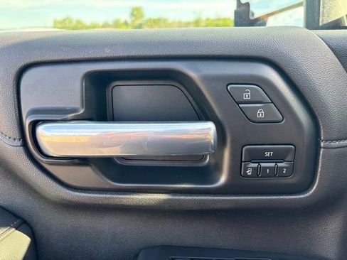 Used 2021 Chevrolet Silverado 2500 LTZ w/ Carhartt Edition AWD/4WD image 12